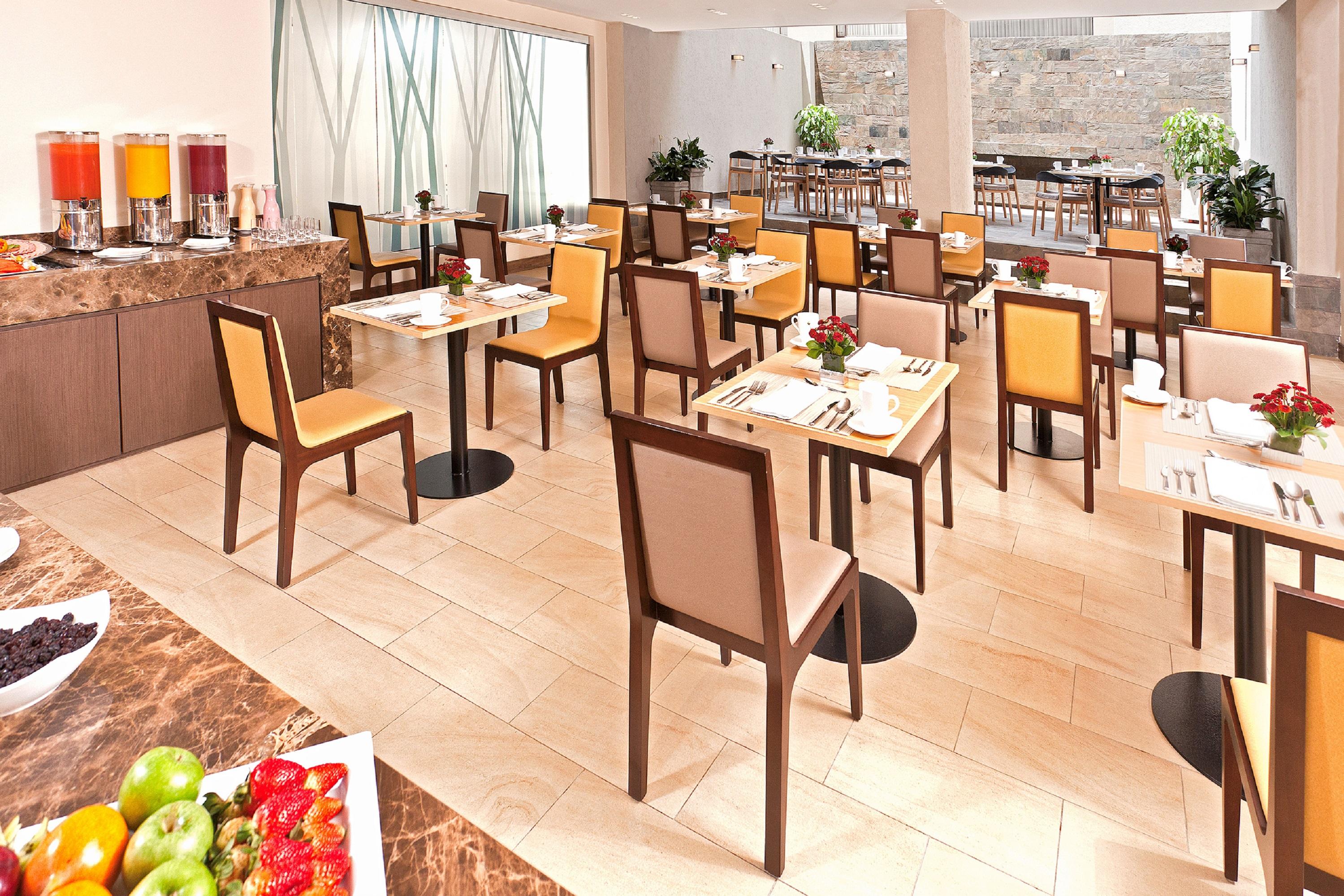 Hotel Estelar Calle 100 بوغوتا المطعم الصورة