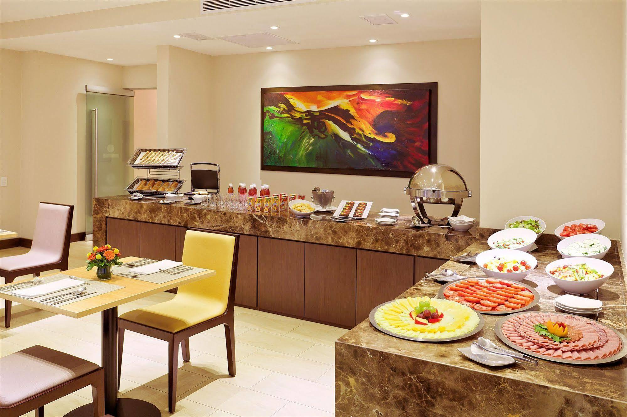 Hotel Estelar Calle 100 بوغوتا المظهر الخارجي الصورة